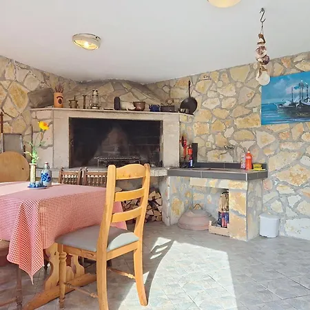 Appartamento Loza By Interhome